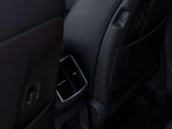 2026 Kia Sportage - view 26