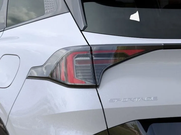 2026 Kia Sportage - view 11
