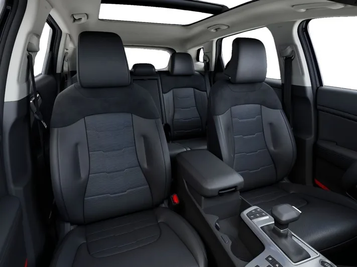 2026 Kia Sportage - view 15