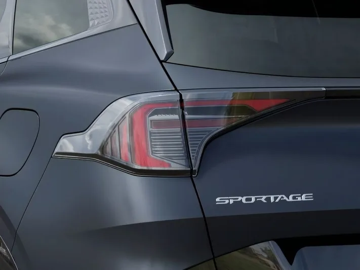 2026 Kia Sportage - view 11