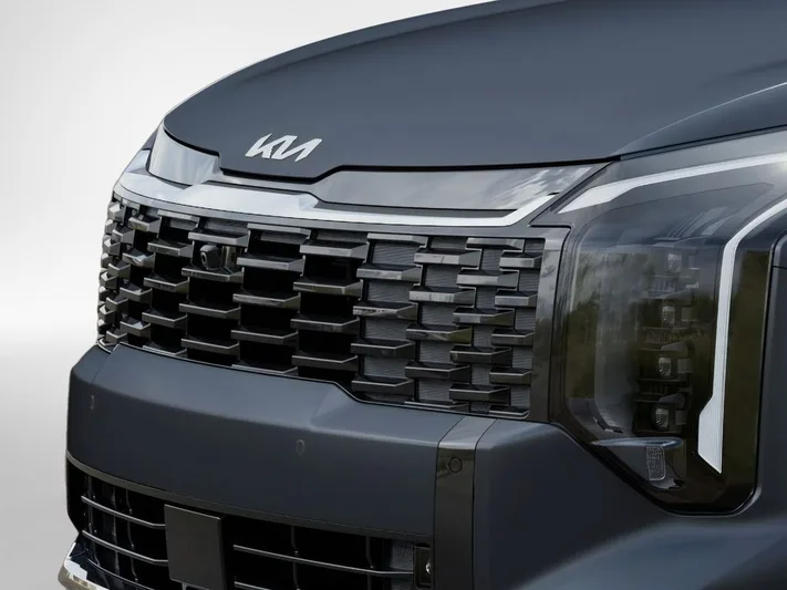 2026 Kia Sportage - view 12