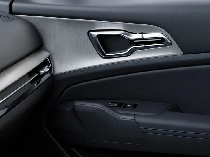 2026 Kia Sportage - view 25