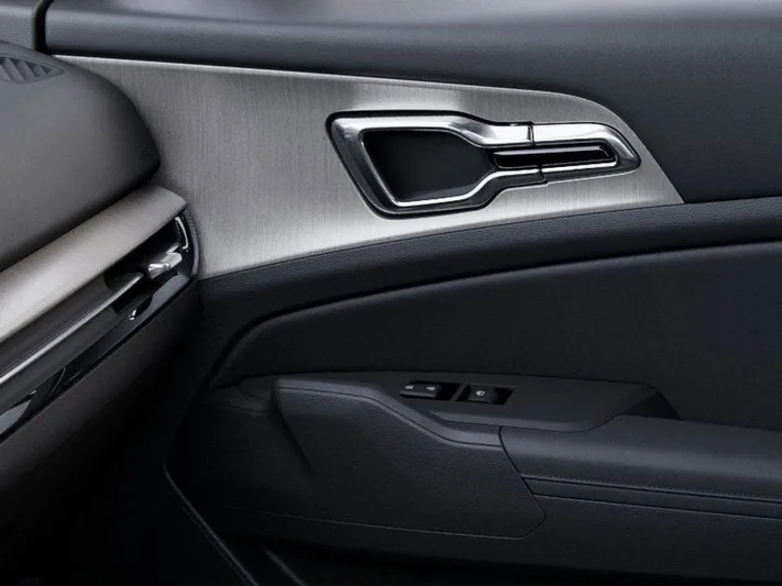 2026 Kia Sportage - view 25