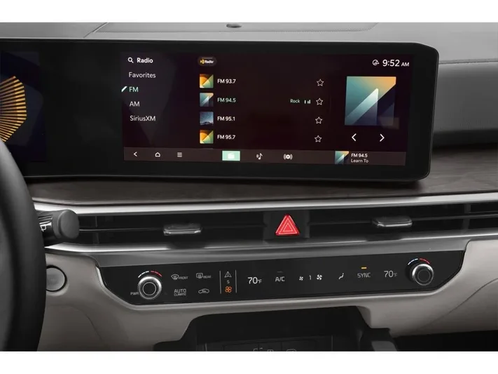 2026 Kia Sorento - view 8