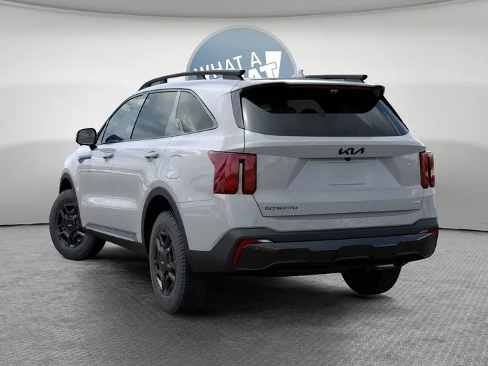 2026 Kia Sorento - view 4