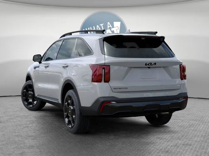 2026 Kia Sorento - view 4