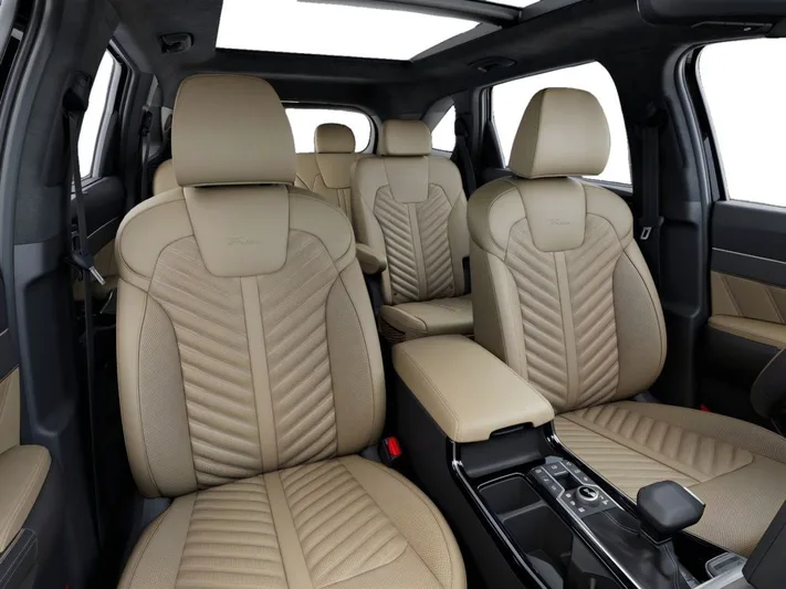 2026 Kia Sorento - view 15
