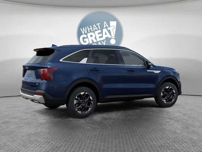 2026 Kia Sorento - view 6