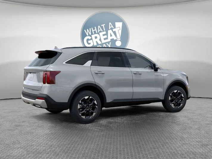 2026 Kia Sorento - view 6
