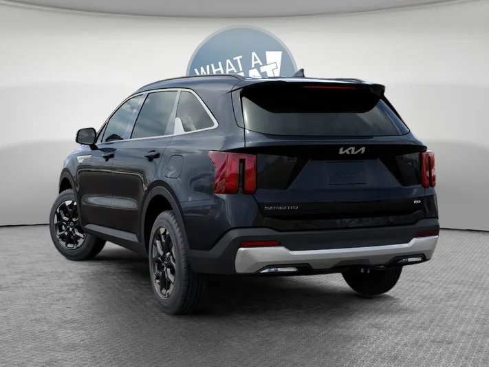 2026 Kia Sorento - view 4