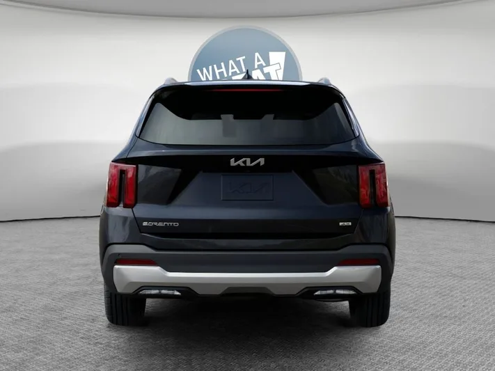 2026 Kia Sorento - view 13