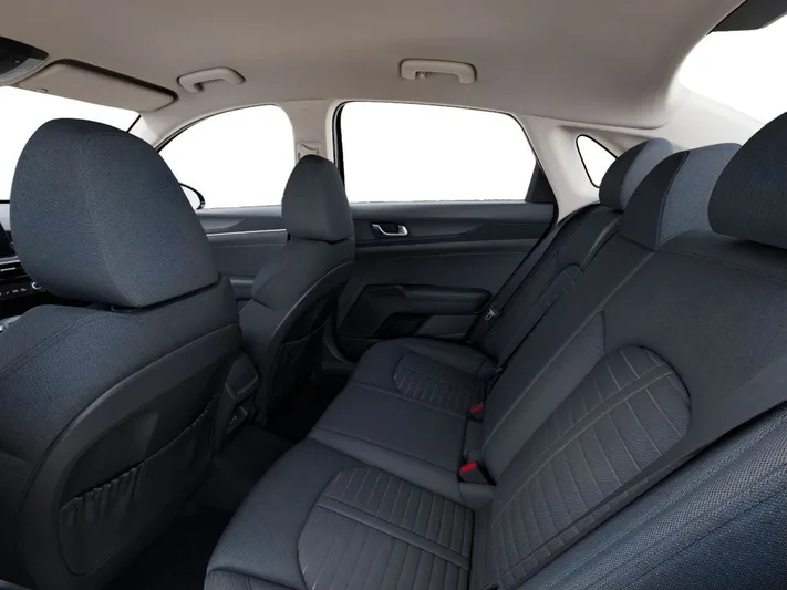 2026 Kia K5 - view 18