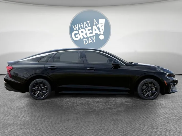 2026 Kia K5 - view 7