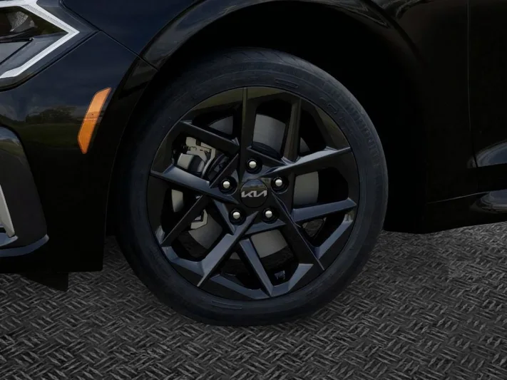 2026 Kia K5 - view 9