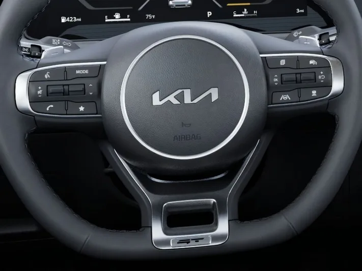 2026 Kia K5 - view 22