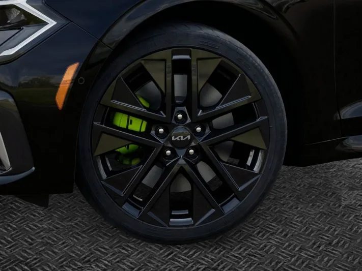 2026 Kia K5 - view 9