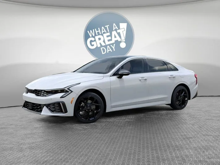 2026 Kia K5 - view 3