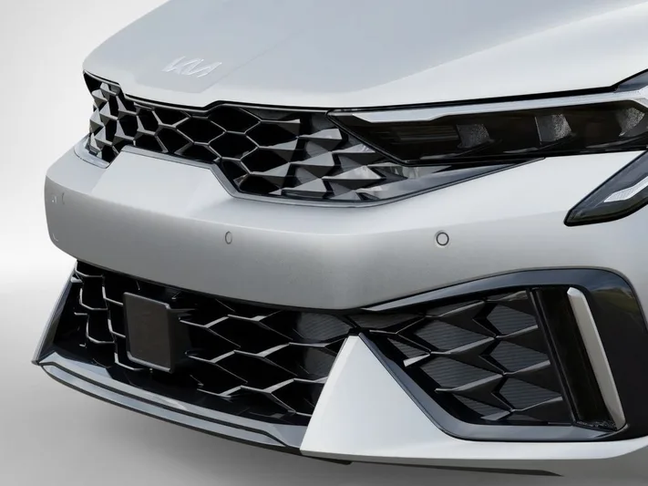 2026 Kia K5 - view 12