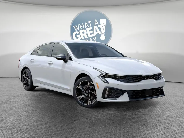 2026 Kia K5 - view 8