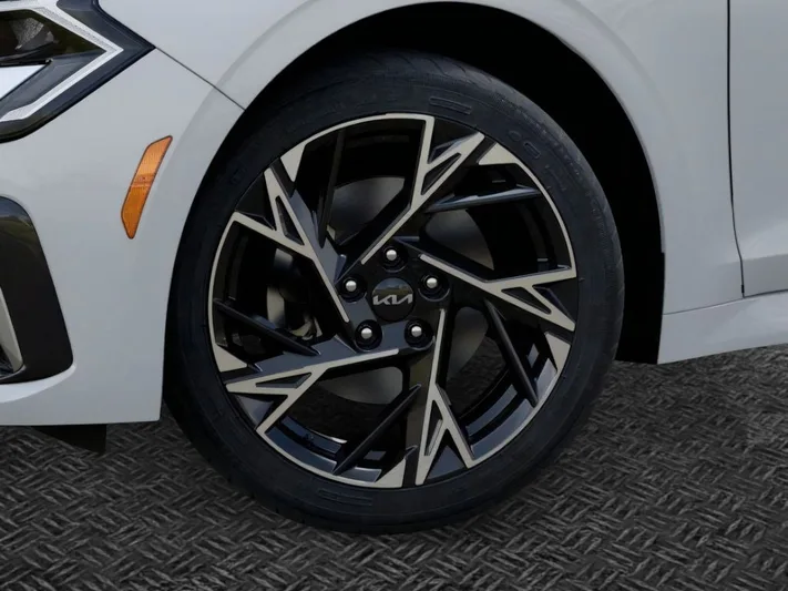 2026 Kia K5 - view 9