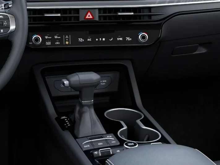 2026 Kia K5 - view 22