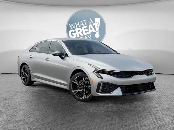 2026 Kia K5 - view 8