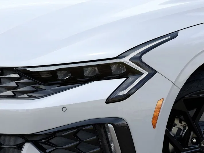 2026 Kia K5 - view 10