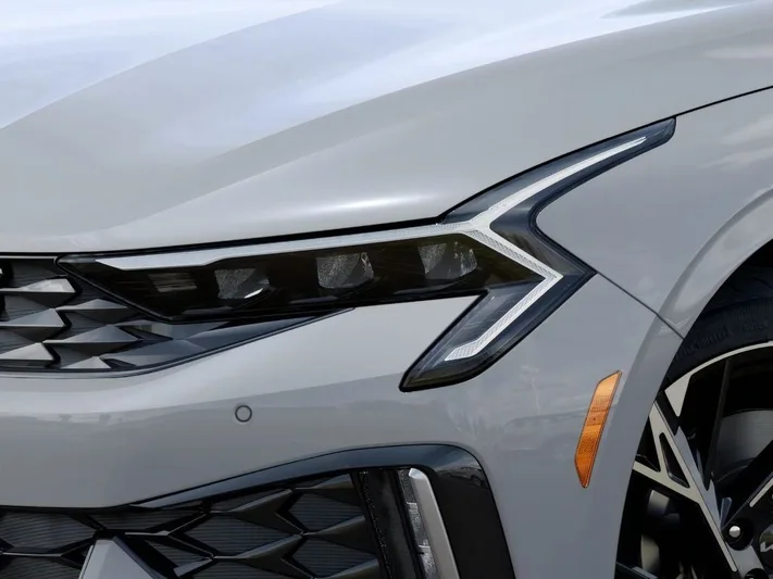 2026 Kia K5 - view 10