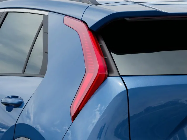 2026 Kia Niro - view 11