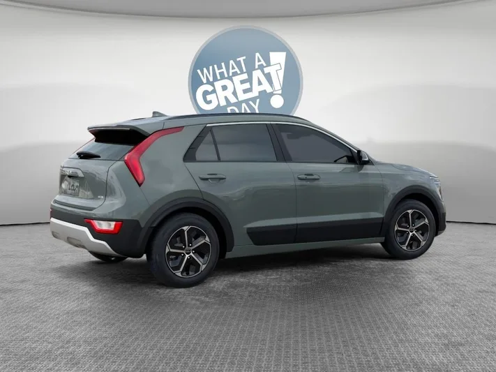 2026 Kia Niro - view 6