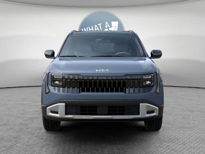 2027 Kia Seltos - view 2