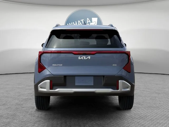 2027 Kia Seltos - view 5