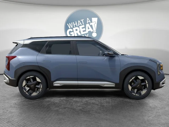 2027 Kia Seltos - view 7