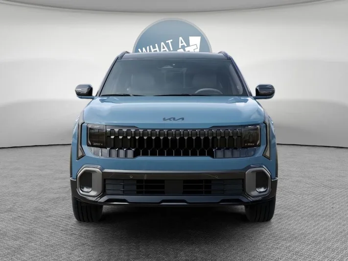 2027 Kia Seltos - view 2