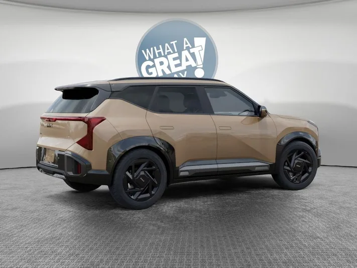 2027 Kia Seltos - view 6