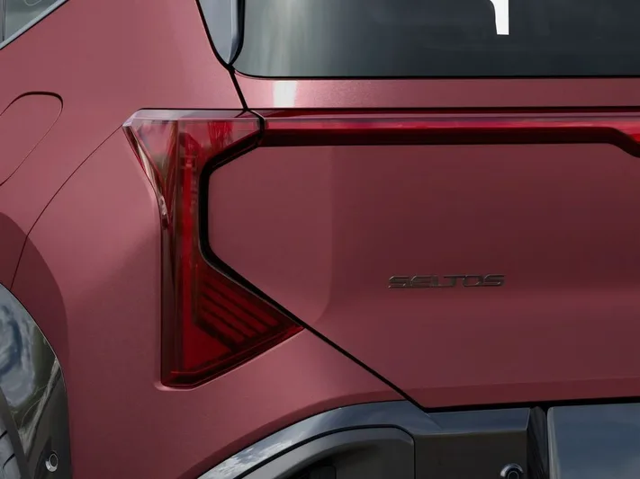 2027 Kia Seltos - view 11