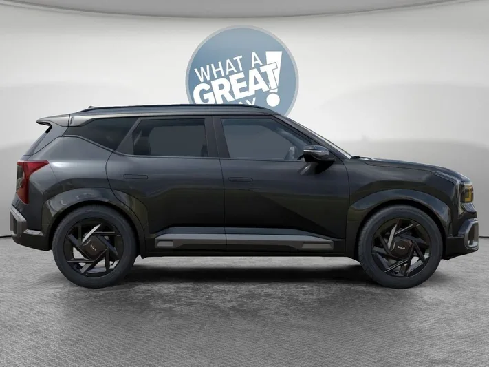 2027 Kia Seltos - view 7