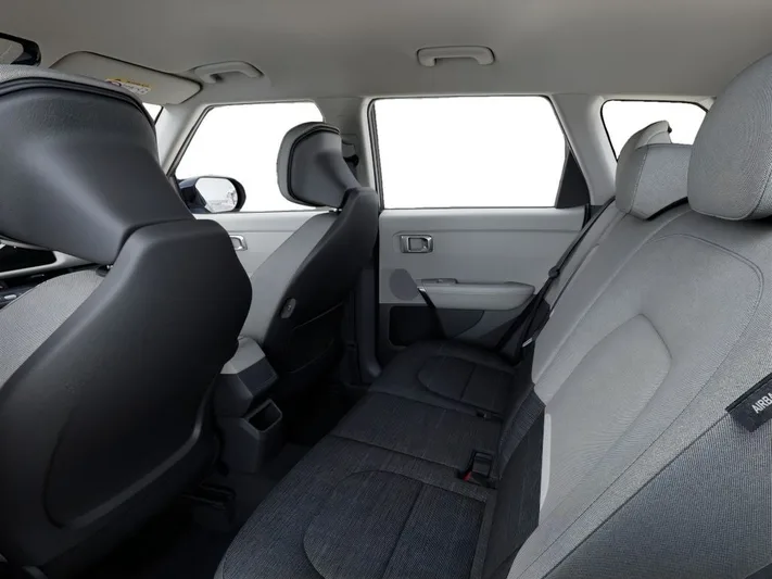 2027 Kia Seltos - view 18