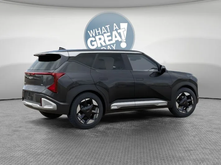 2027 Kia Seltos - view 6