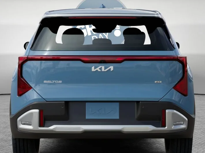 2027 Kia Seltos - view 13