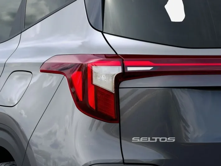 2026 Kia Seltos - view 11