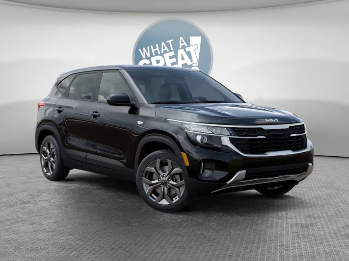 2026 Kia Seltos - view 8
