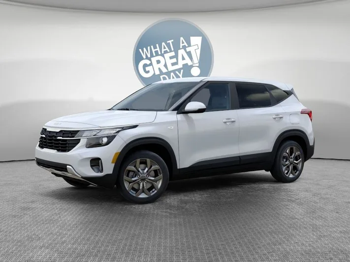 2026 Kia Seltos - view 3