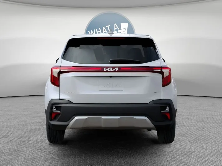 2026 Kia Seltos - view 4