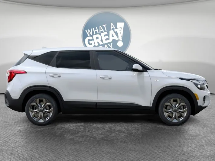 2026 Kia Seltos - view 7