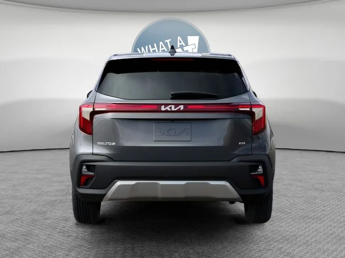2026 Kia Seltos - view 5