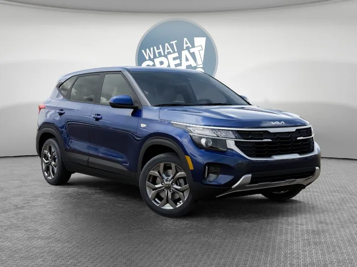 2026 Kia Seltos - view 8