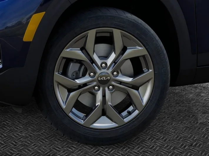 2026 Kia Seltos - view 9