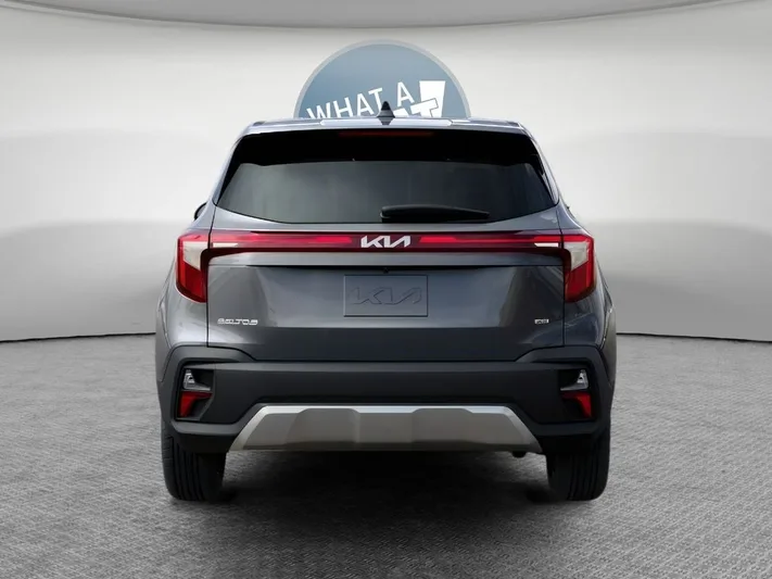2026 Kia Seltos - view 5