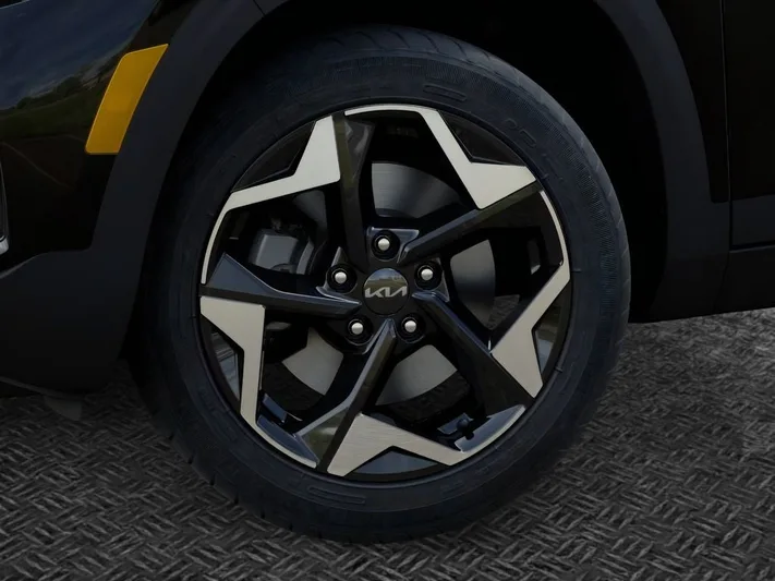 2026 Kia Seltos - view 9